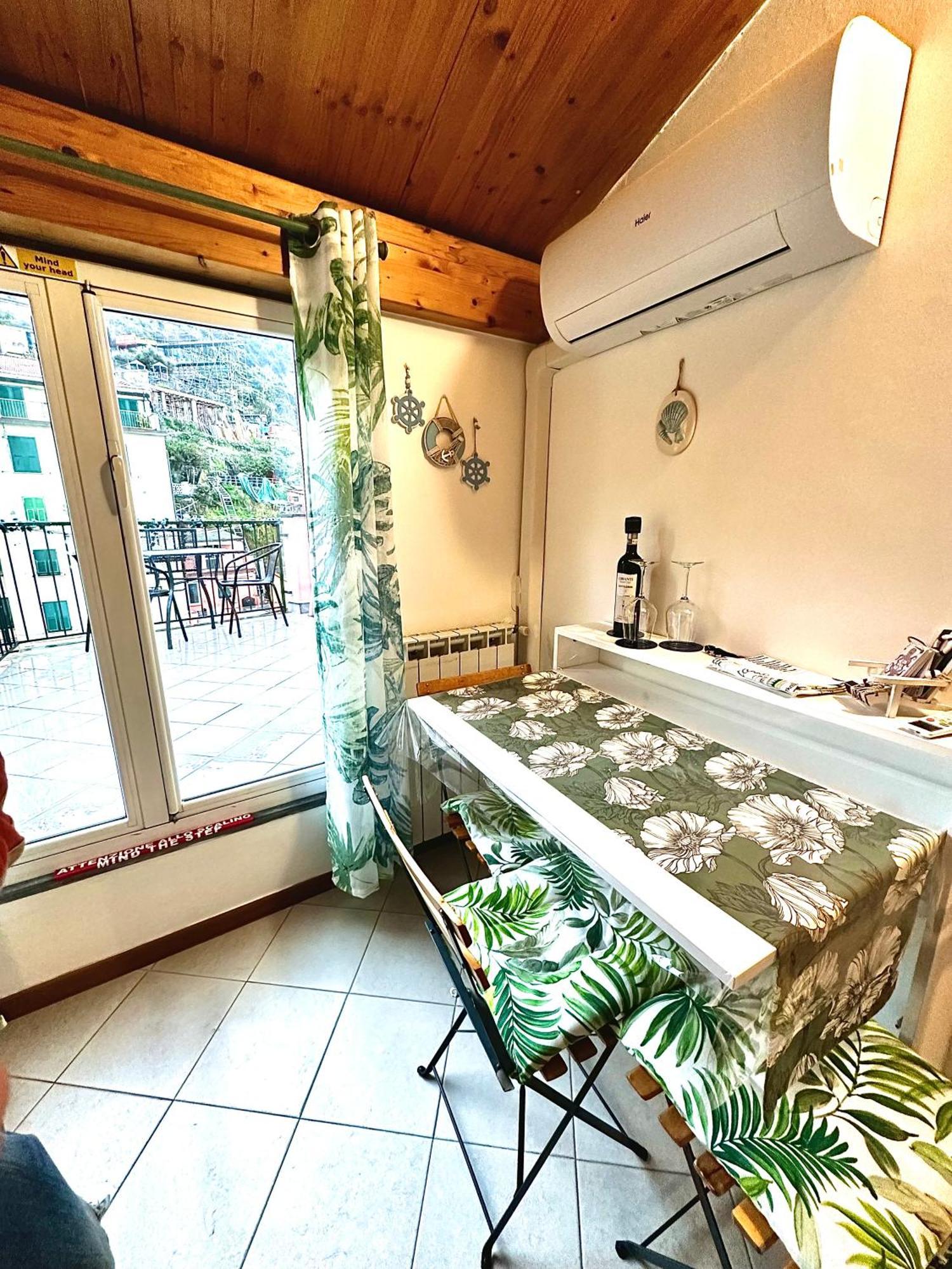 Апартаменты Good Vibes Penthouse Ca Lidia 5Terreparco Риомаджиоре Экстерьер фото