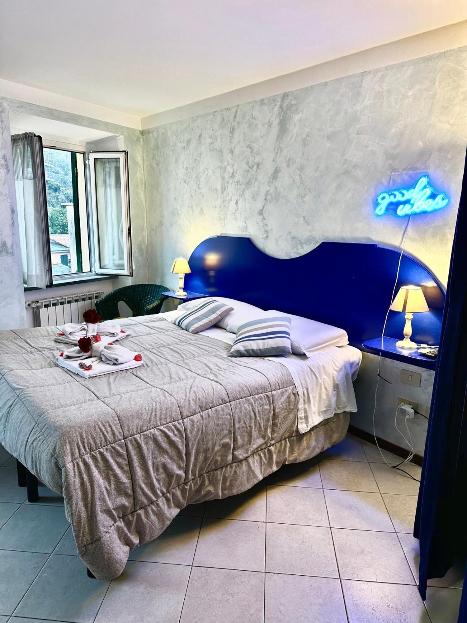 Апартаменты Good Vibes Penthouse Ca Lidia 5Terreparco Риомаджиоре Экстерьер фото